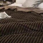 Blanket Flannel Blanket Plain Soft and Elegant - Image 5